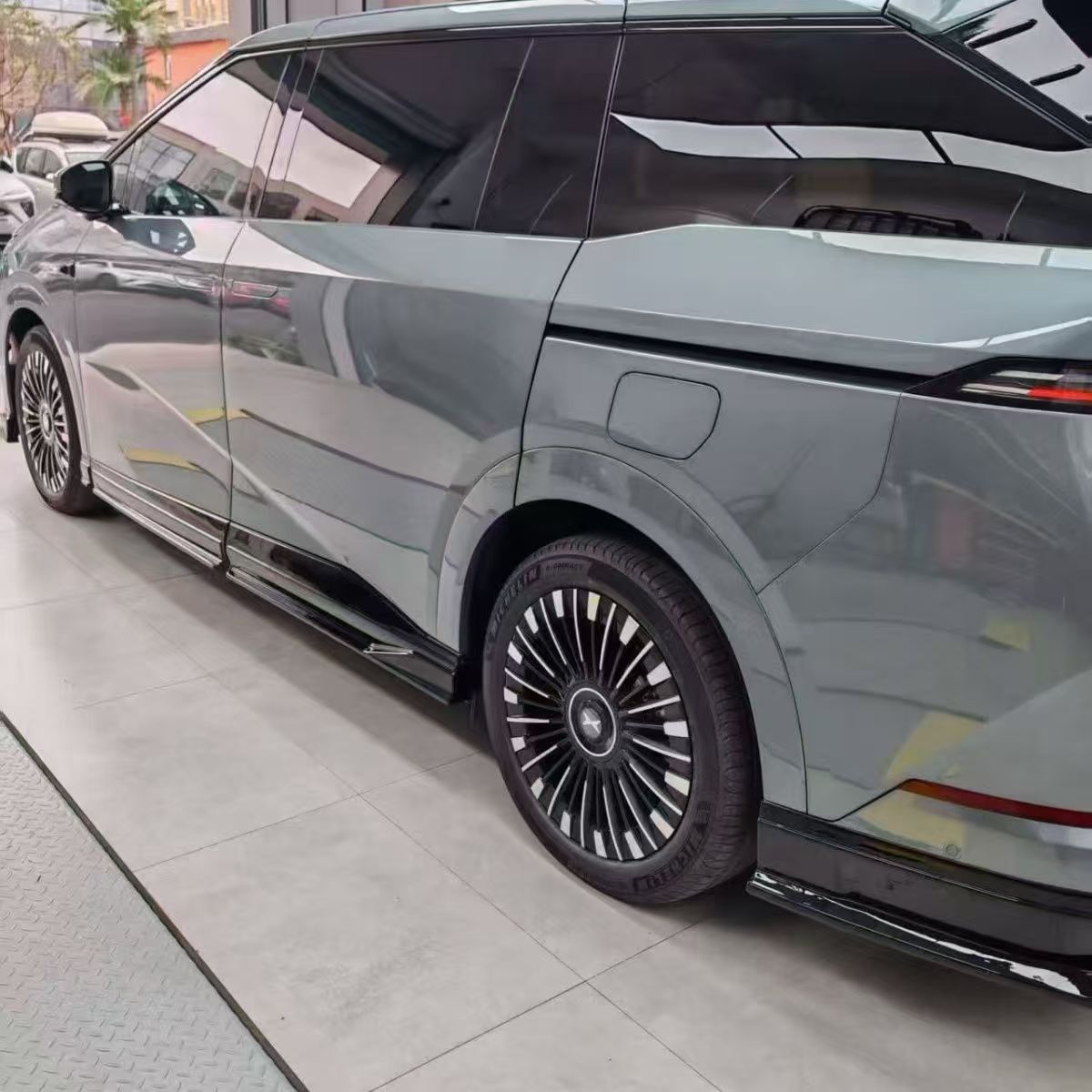 23-26 Xiaopeng X9 Body Kit Modification, Abs Material, Paint Process, No Drilling Required, Various Sporty Styles