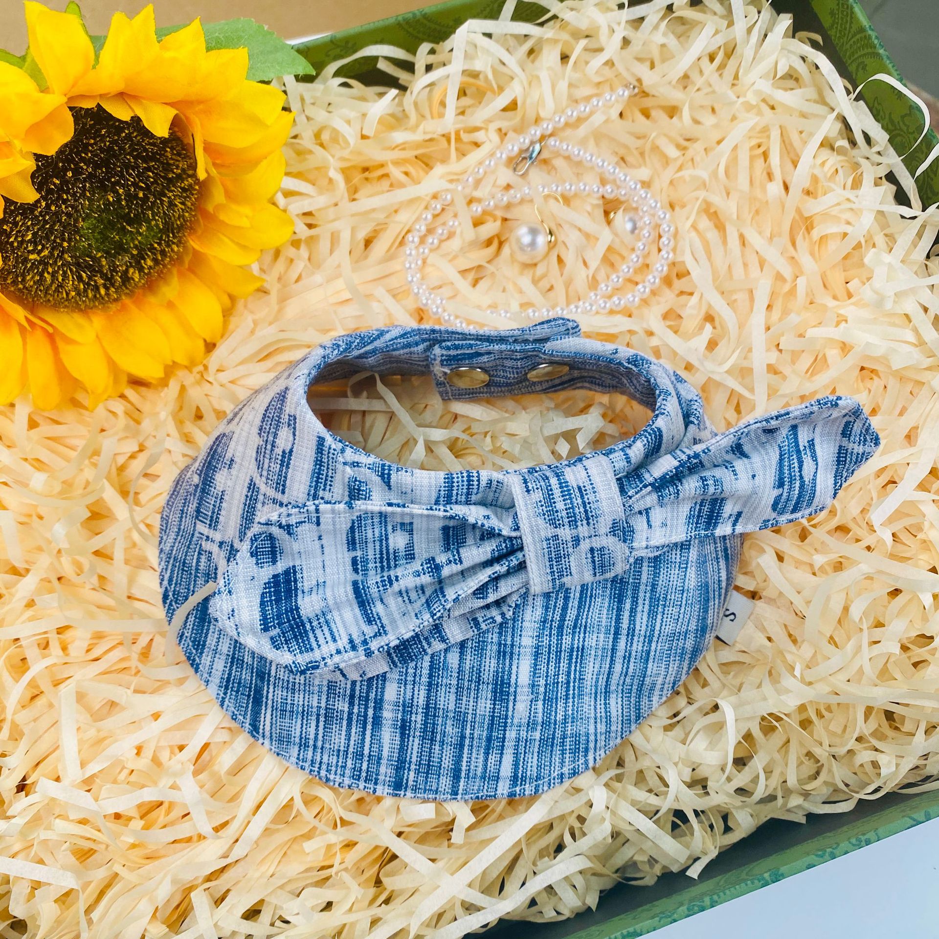 Marca de moda toallas de saliva para perros mascotas collares para perros pequeños Malzi Steady Bears Schnauzer