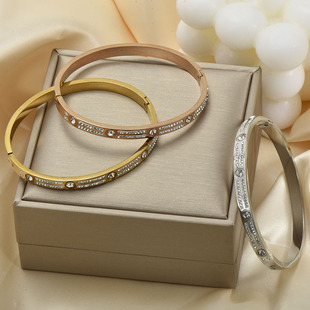 �羳�¿����CŮ���W�t�䓝M�������øߙn�M荚��|�p��Ů���֭h