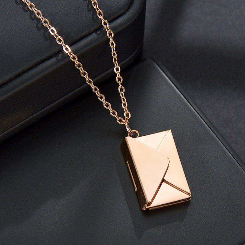 Simple Style envelope Stainless Steel Inlay Rhinestones Pendant Necklace 1 Piece