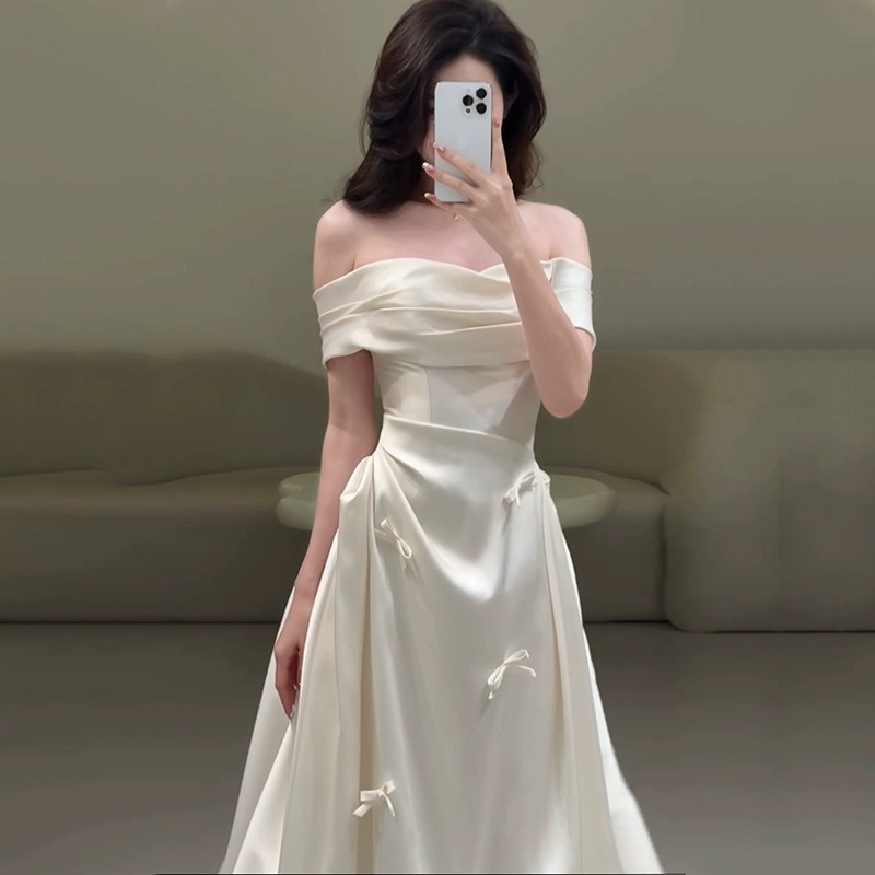 White Morning Robe Women's Bride Satin Evening Dress French Light Wedding Dress Off-shoulder Student Day Adult Ceremony Art Test Vocal Music