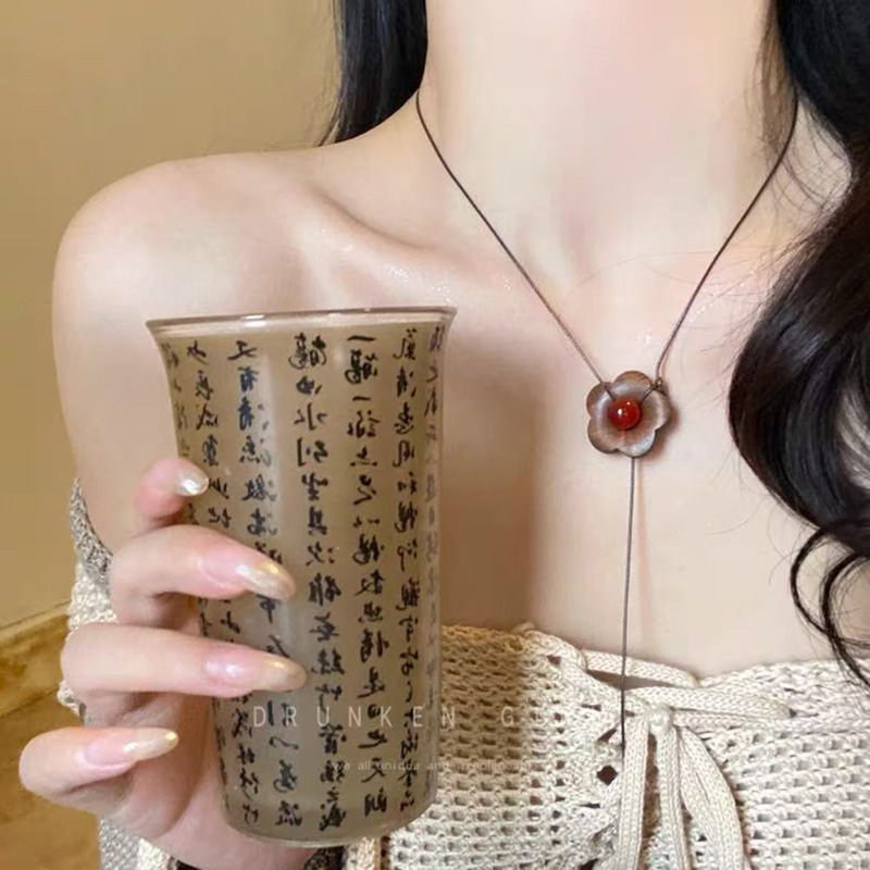 Otoño y invierno minimalistas collares colgante de goteo de Feng Shui mujeres chaqueta larga suéter cadena casual accesorios de lujo ligero