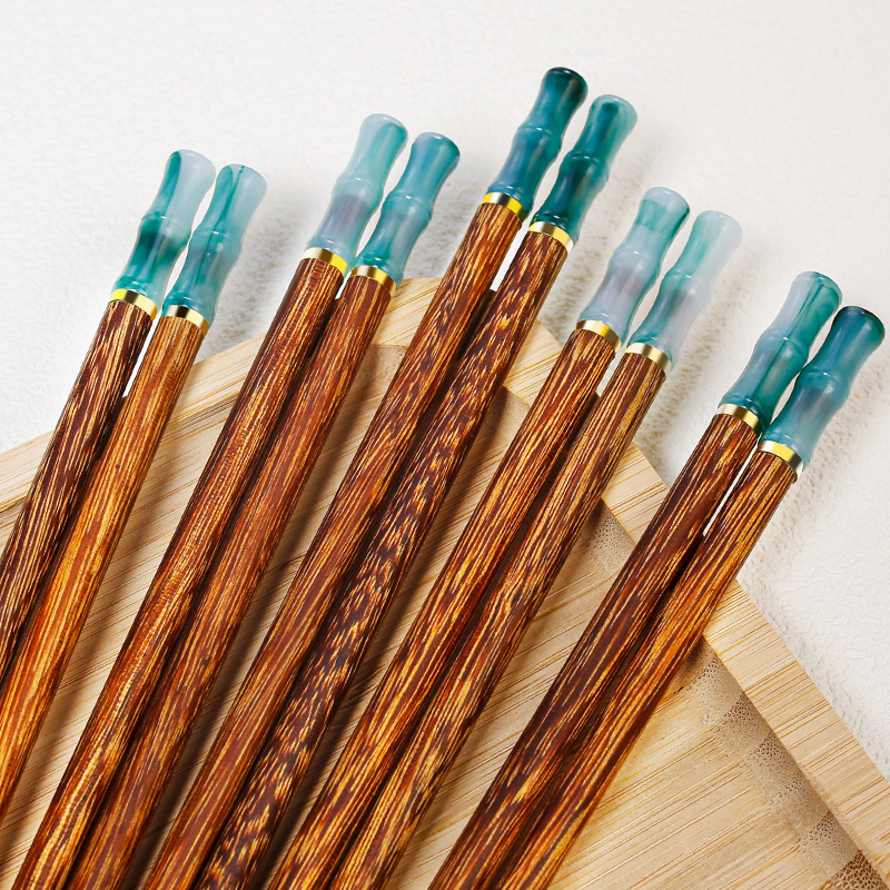 Palillos de madera de ala de pollo, palillos de madera maciza para el hogar, sin pintura, sin cera, comida, una persona, palillos, imitación, jade, regalos, palillos al por mayor