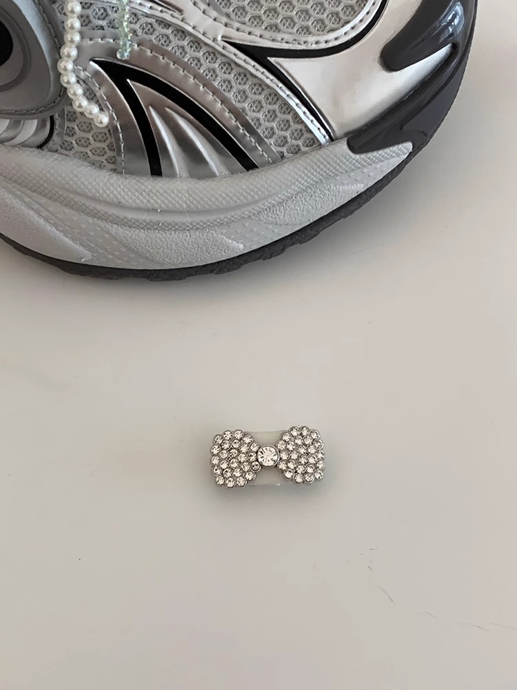 Diseño original de botones de zapatos de kitty ultra versátil DIY arco de perla decoración de flores accesorios de alta calidad desmontables