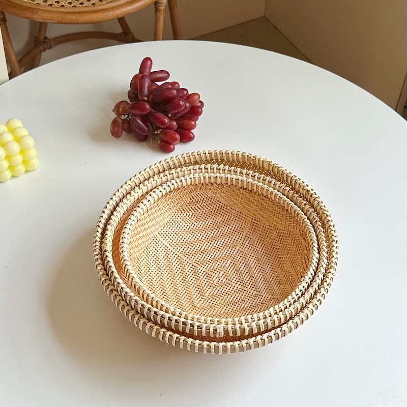 Vietnamese bamboo woven products, bamboo winnowing baskets, carrying baskets, rice baskets, grass woven items, storage baskets, bamboo baskets, tea and snack fruit trays