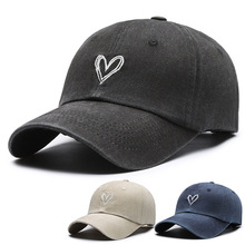 跨境复古水洗棒球帽子男女韩版爱心刺绣鸭舌帽情侣春夏出游遮阳帽
