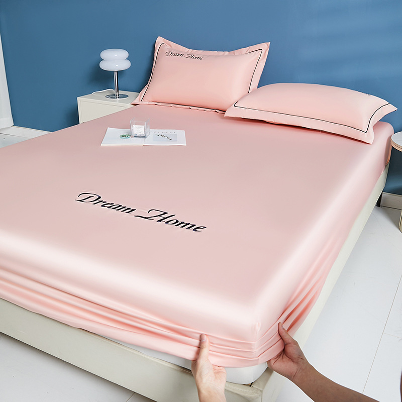 2025 nueva ropa de cama de seda de hielo fresca de verano, funda protectora de colchón de una pieza, funda de cama, juego de tres piezas 2025 nuevo