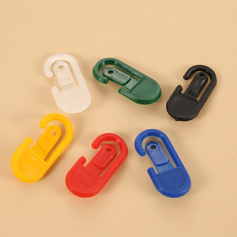 Factory wholesale plastic clasp button sock hook folding paper card hook packaging accessories accessories display boat hook