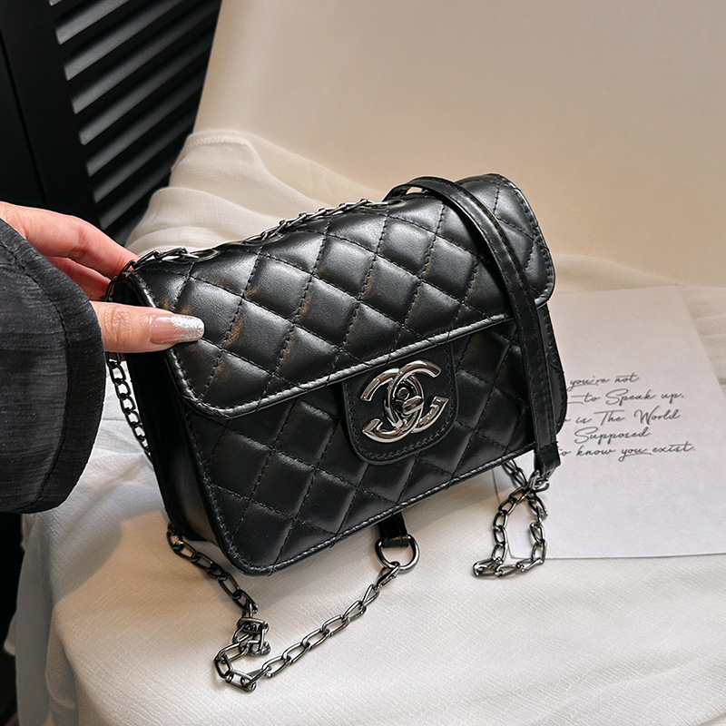 Bolso de Mujer de Lujo Ligero, Nuevo Modelo 2026, Bordado, Acolchado, con Cadena, de Hombro y Cruzado, Bolso Cuadrado Pequeño para Mujer