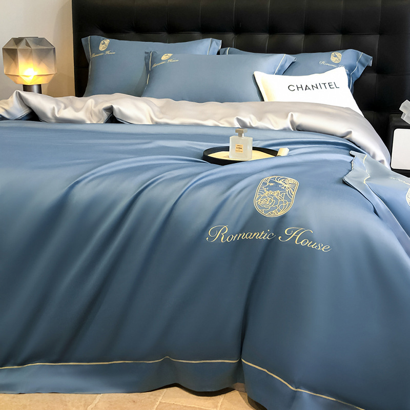 Cuatro piezas de seda de hielo de verano seda lisa cama cama de lujo ligera cama de lujo cama de tres piezas de verano