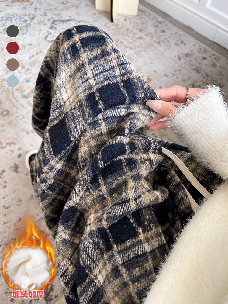 Pantalones a placas de primavera y otoño delgados 2026 nuevo estilo vertical recto casual pequeño retro lana pantalones de piernas anchas