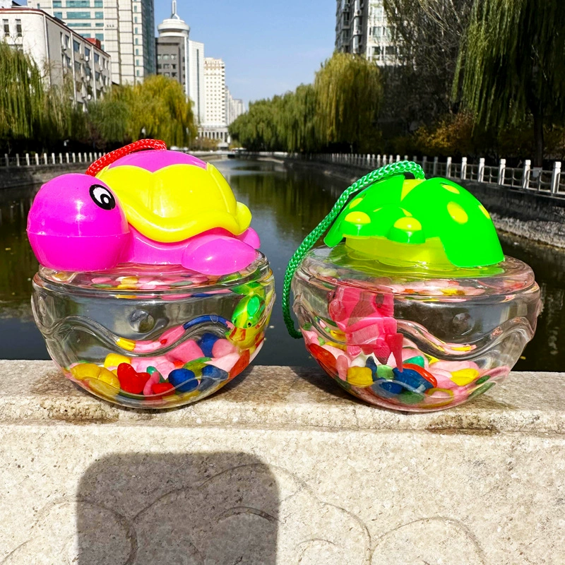 Small plastic handheld children's transparent aquarium