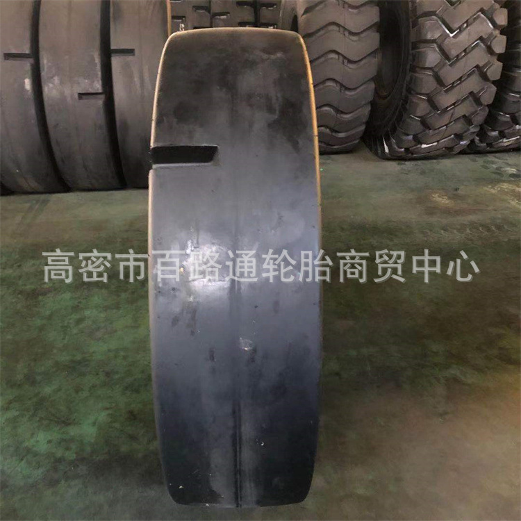 厂家直供14.00-24 L-5S光面井下铲运机轮胎14.00-24工程轮胎