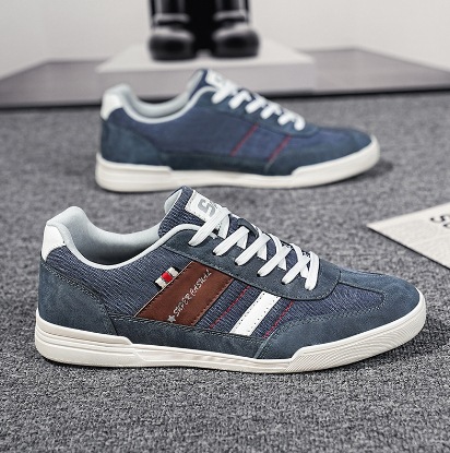 Zapatos de hombre de tamaño king size 45 y 48 zapatos de skate de hombre con un pedazo de tela casual zapatos de conducción de papás suaves