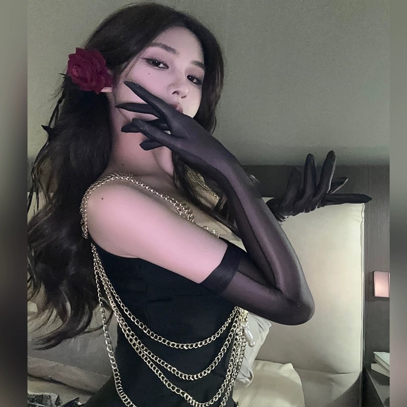 Black Silk Gloves, Sexy Hand Silk, Five-Fingered Black Stockings, Men's and Women's Long Ultra-Thin Couple Airplane Silky Sleeves