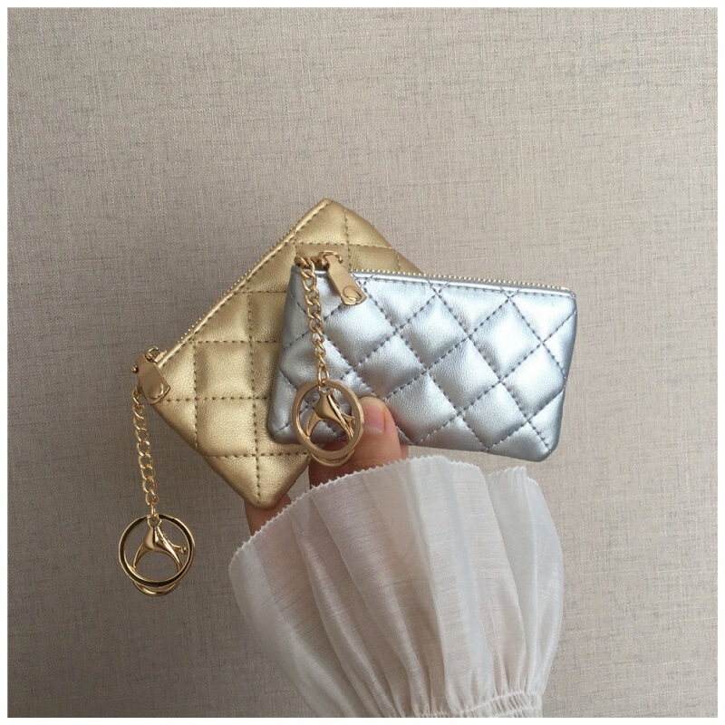 Ultra-Thin Women's Short Wallet for Driver's License and Keys, Mini Card Holder, Quilted Chanel-Style Zipper Coin Purse
