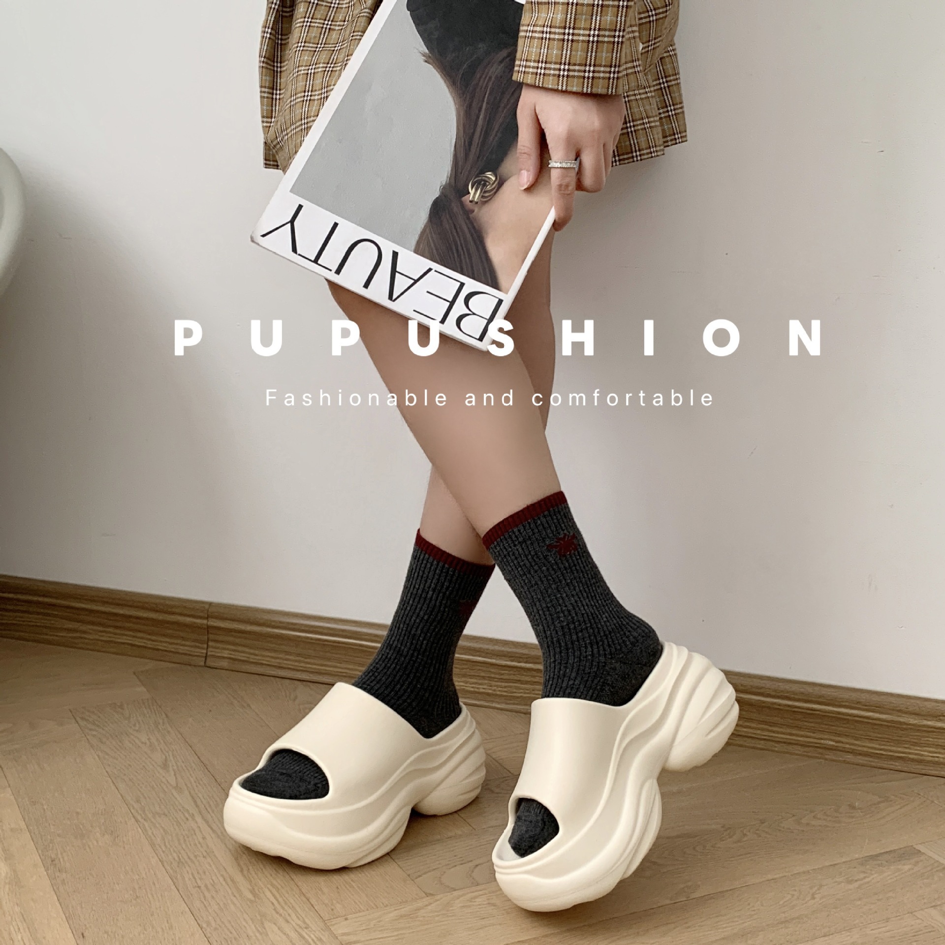 Women's Summer Slippers EVA Non-Slip Thick Soled Height Increasing Fashionable Versatile Home Wear High-End_vogvips.com