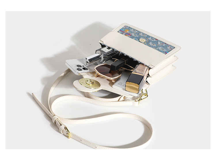 Women's Small Square Shoulder Crossbody Bag With Diamond Accents_voghion.com