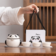 中国の特色ある贈り物は外国人の友人の四川省成都の特産文創パンダ茶器礼箱ビジネスお土産を贈る