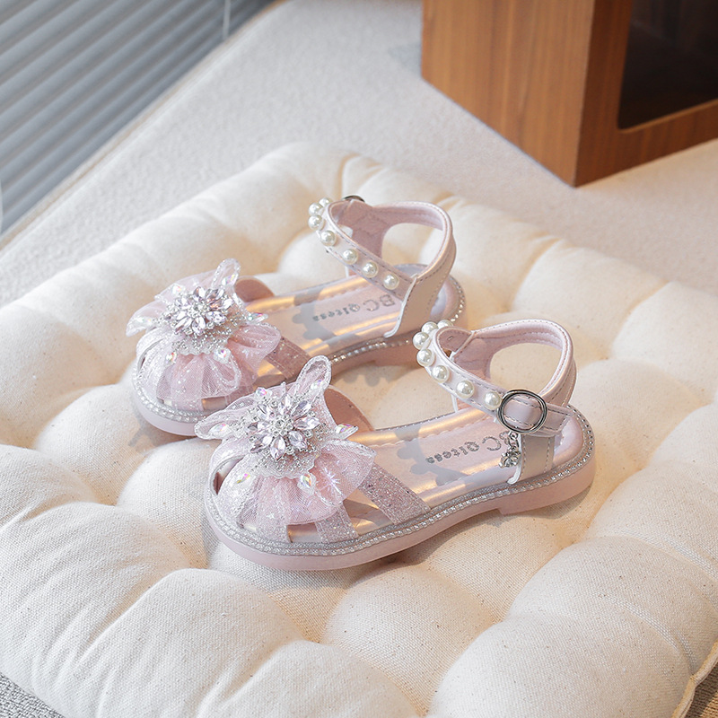 Niñas sandalias Baotou 2026 verano nuevo niño diamante arco princesa zapatos huecos moda versátil zapatos individuales image 8