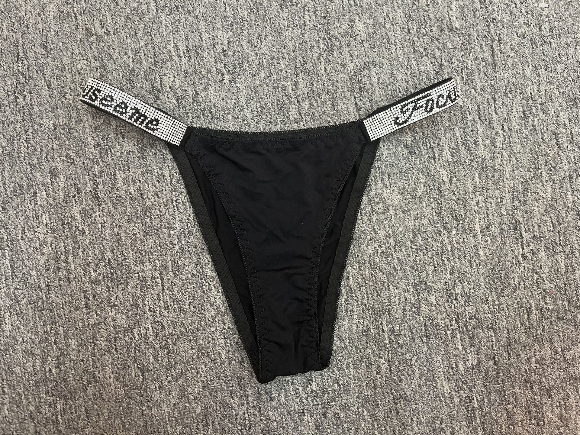 Ropa interior antibacteriana rusa con diamantes de imitación, bragas de talla grande, tanga sexy de cintura baja que levanta la cadera, antibacteriana y transpirable