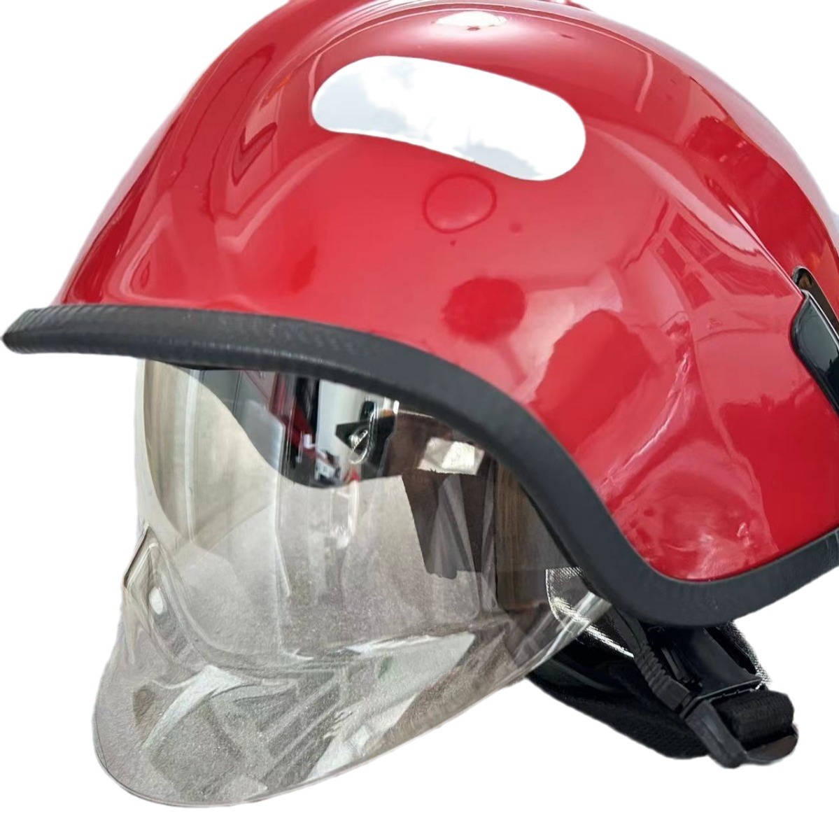 欧式消防头盔 防砸防护安全帽 抢险救援透气头盔 灭火防护头盔