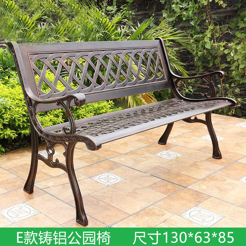 12674083141_212343545