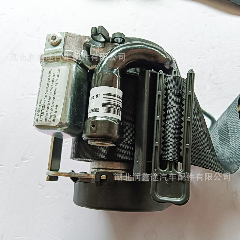 Applicable to Dongfeng Peugeot 207 logo 207 seat belt three-point seat belt car seat belt