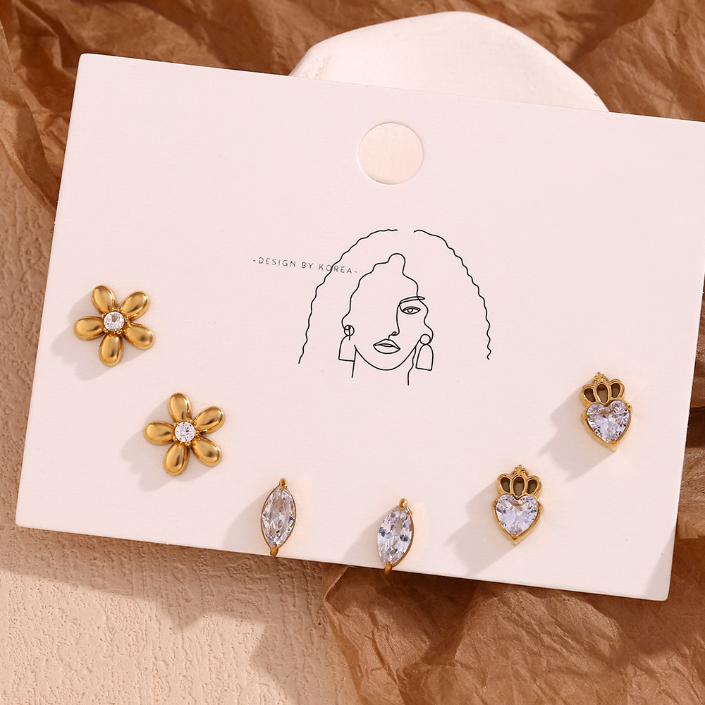 PVD Coated Gold Plating Process 304 Stainless Steel Ear Needle Material PVD Coated Real Gold Plated 18K Gold Crown Flower Stainless Steel Simple Style Waterproof Non Tarnish Ear Studs