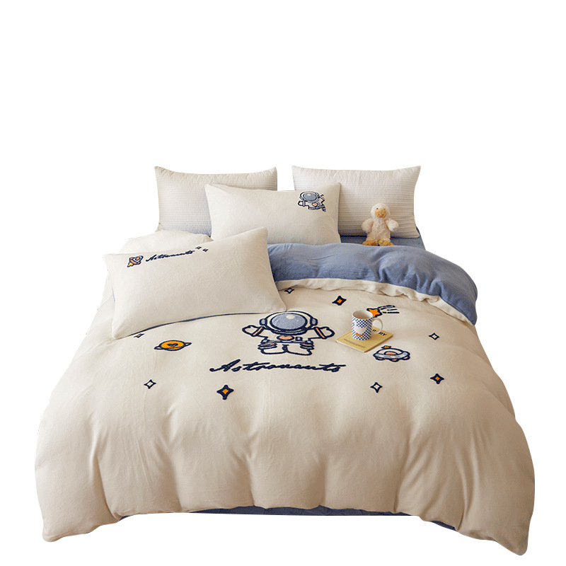 Leche de seda cama de cuatro piezas set2024 nuevo invierno sábanas de seda de tres piezas set ropa de cama de coral veludo