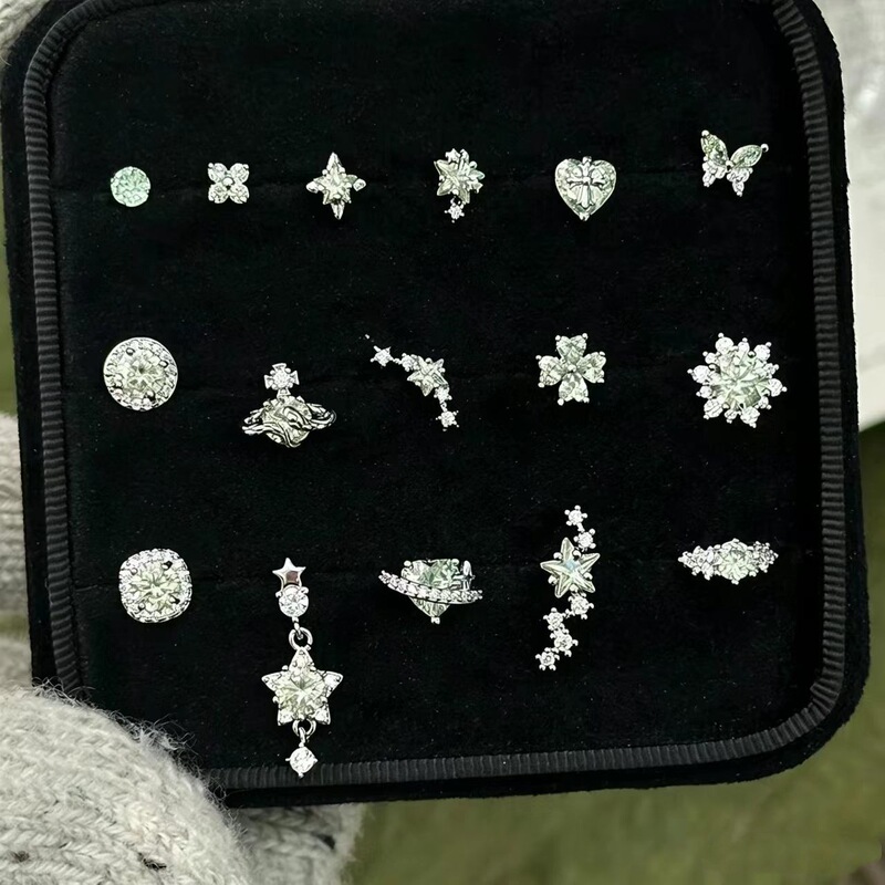 Titanium Alloy Earrings with 0.9mm Internal Screw Thread, Personalized Mint Green Series Ear Studs, Copper Inlaid with Zircon, Titanium Steel Ear Jewelry Titanium Alloy Earrings with 0.9mm Internal Screw Thread, Personalized Mint Green Series Ear Studs, Copper Inlaid with Zircon, Titanium Steel Ear Jewelry