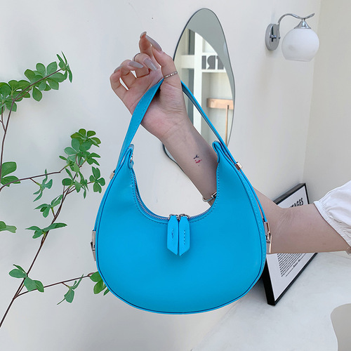 Popular bags for women  new Korean style fashion solid color retro single shoulder armpit bag simple western style hand bag