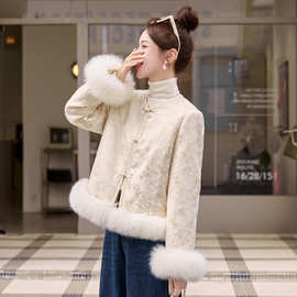新中式盘扣提花羽绒服女短款2025冬季新款好看狐狸毛小个子外套
