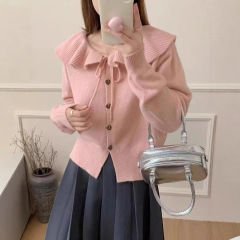 法式秋冬新款休闲温柔风娃娃领针织开衫女小众设计感宽松毛衣外套