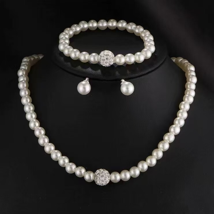European and American Cross-Border Creative Jewelry Set with Diamond-Encrusted Pearl Necklace, Bracelet, and Earrings, Light Luxury Versatile High-End Jewelry for Women European and American Cross-Border Creative Jewelry Set with Diamond-Encrusted Pearl Necklace, Bracelet, and Earrings, Light Luxury Versatile High-End Jewelry for Women