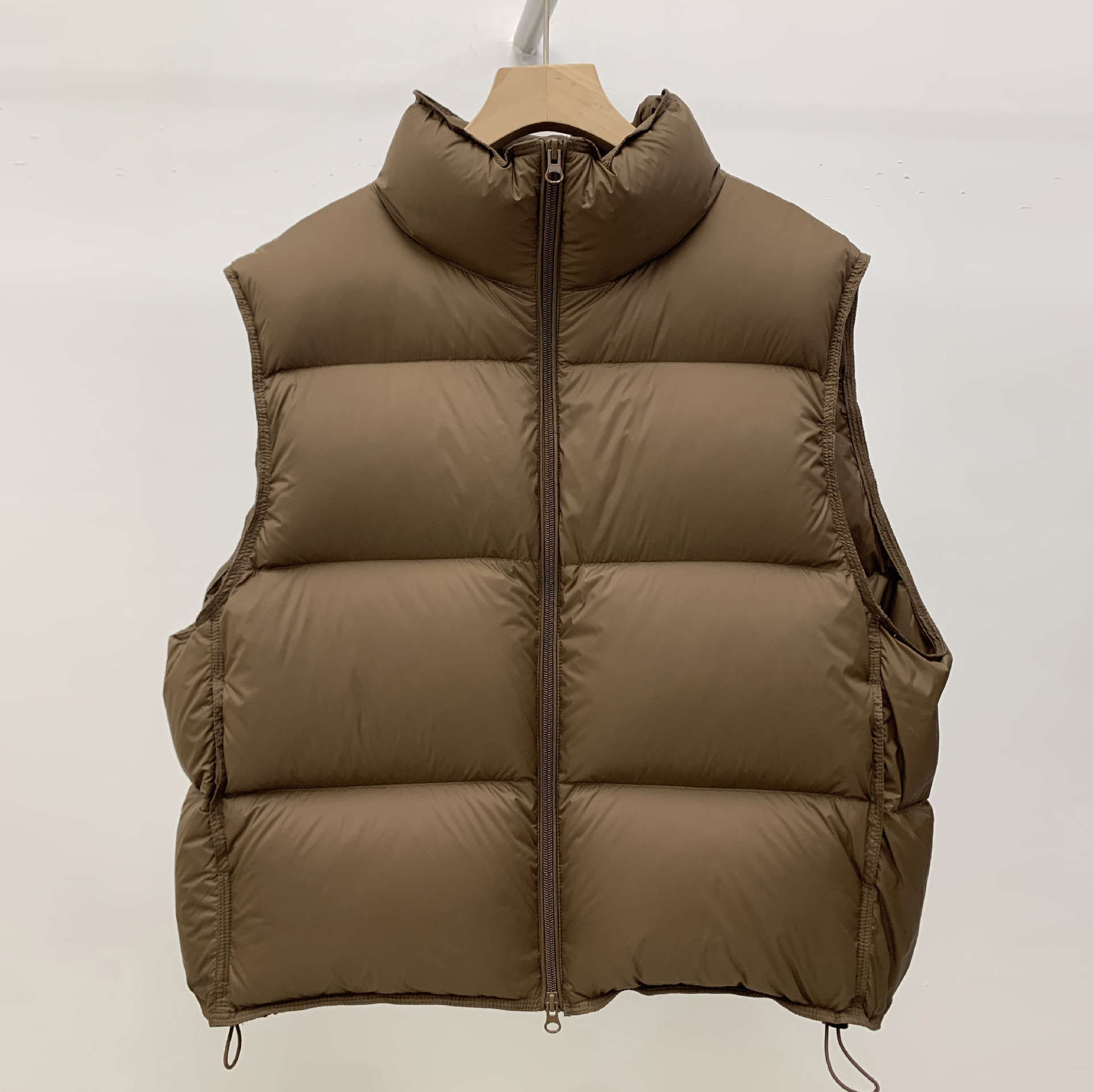 Chaqueta de plumas sin mangas con cuello alto y cuello alto de pato blanco para mujer, estilo coreano, holgada, versátil, ideal para otoño e invierno. Abrigo cálido._voghion.com