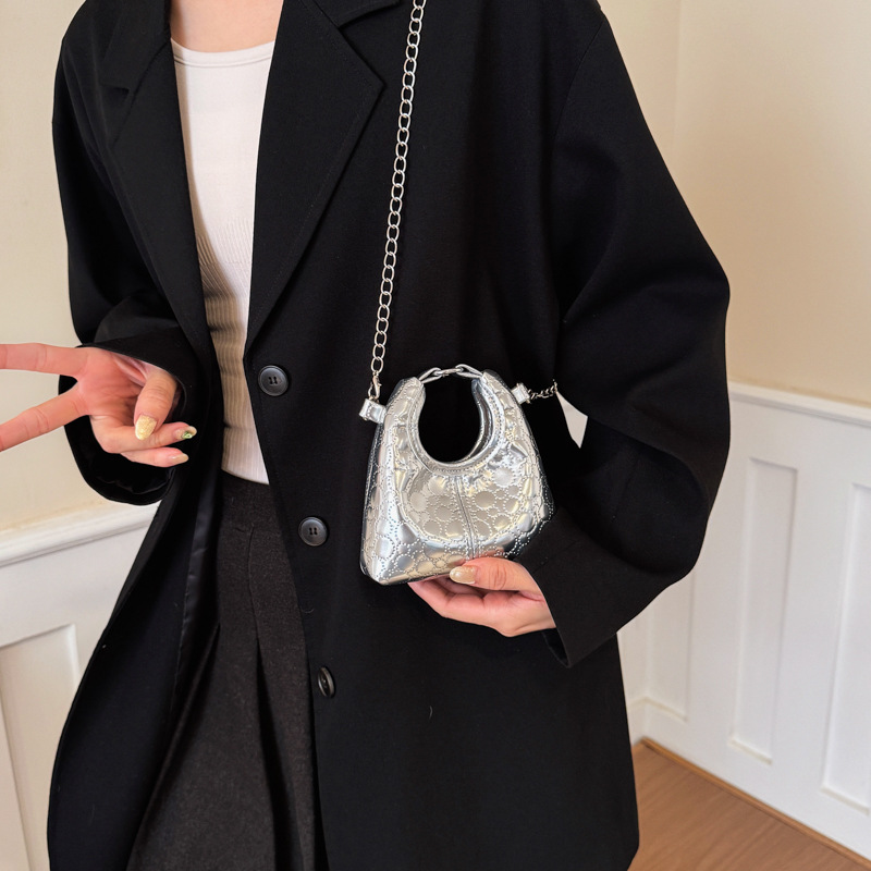 Paquete compacto mini bolso de hombro para niños y niñas coreanos simple bolso de bebé de color sólido 2026 nuevo bolso de cambio para niños