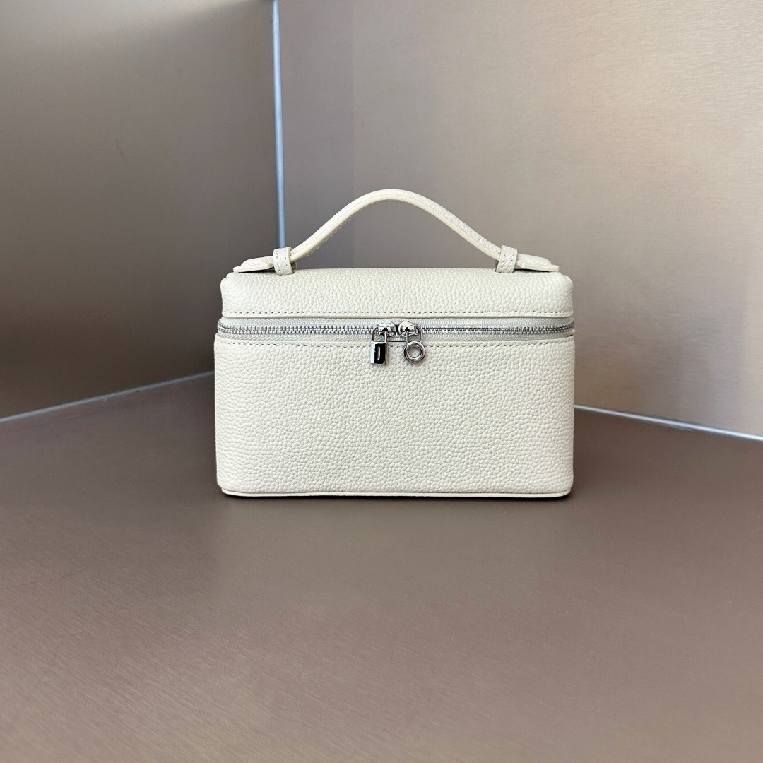 (LP19 silver buckle) pure white