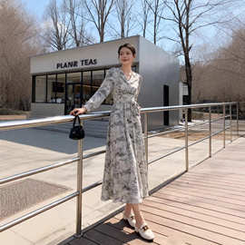 碎花雪纺连衣裙春夏气质长袖辣妈韩版大裙摆波西米亚法式欧美风