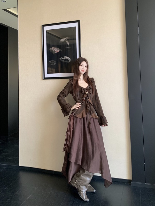 度假风套装纯色荷叶边长袖衬衫女2025秋季新款不规则半身裙两件套|undefined