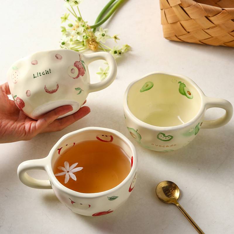 Insert taza de cerámica de flor adorable crema de viento pintado a mano taza de alta apariencia taza de menú de la tarde taza creativa