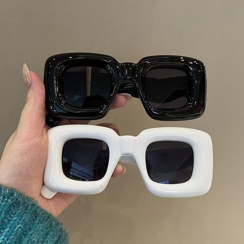 Whimsical and Fun Inflatable Feeling Cute Square Heart Sunglasses for Girls, Instagram Influencers, Trendsetters, Street Style, Personality Sunglasses