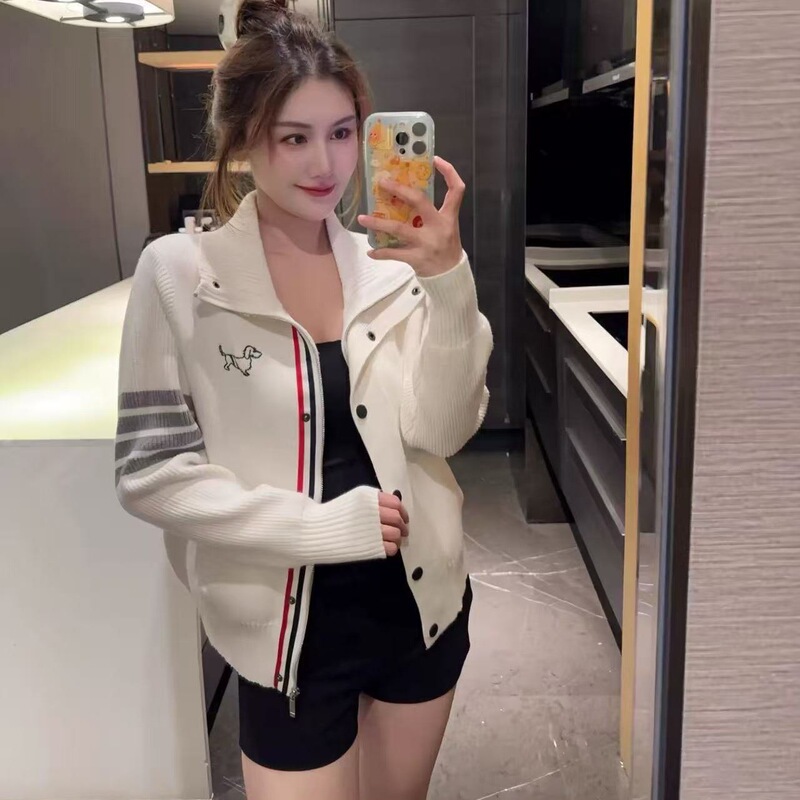 Age-Reducing College-Style Embroidered Puppy Four-Stripe Knit Cardigan, Fashionable Single-Breasted Color-Block Sweater Coat