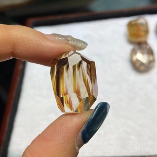 ��Ȼ�S����ë��ʯ�S��ֱ�N��Ȼ��ë�R����w�ػ�ɫϵɢ��������l