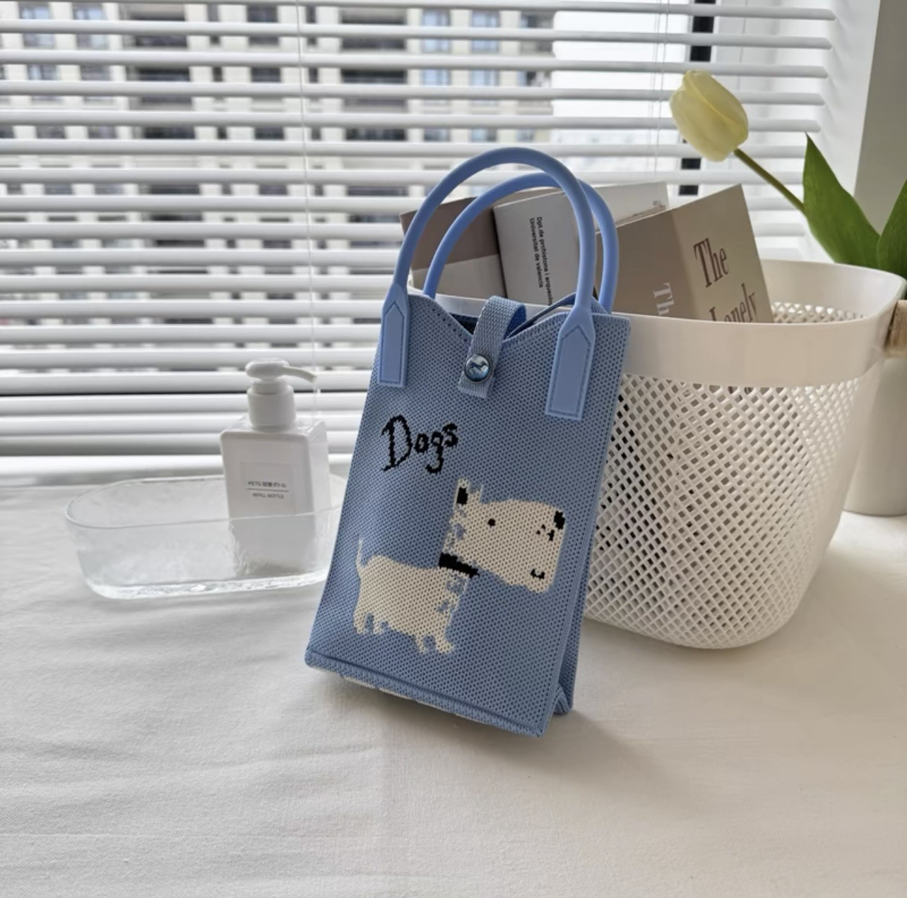 新商品の幸運で金持ちになりました。小銭入れが可愛いです。