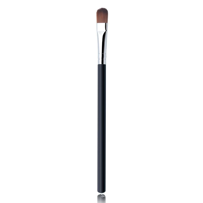 Small handheld brush, eye shadow