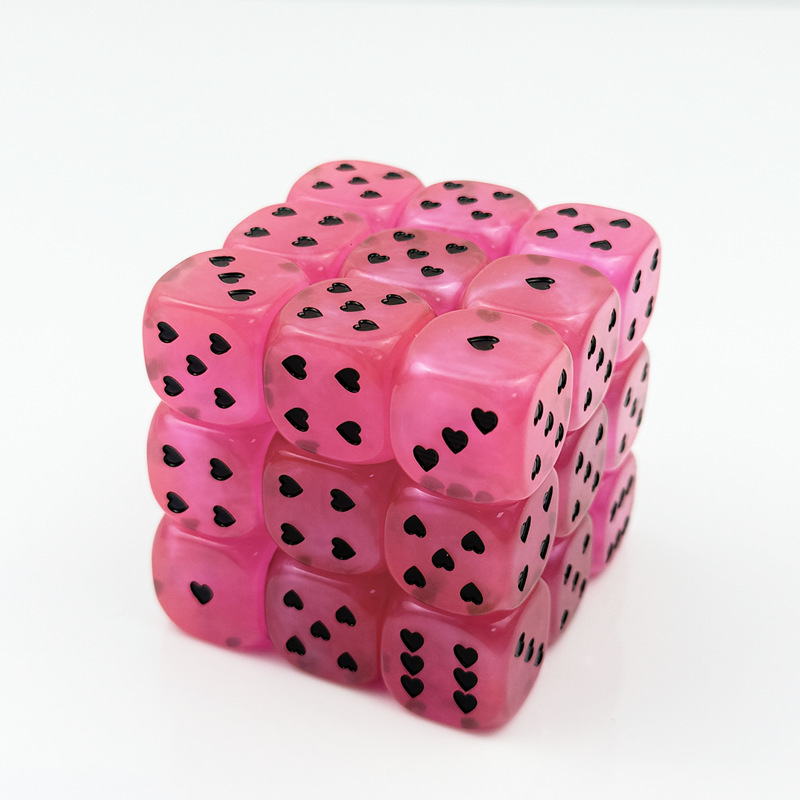定制雕刻心形点数粉色圆角d6树脂大理石纹珠光礼品骰子套装