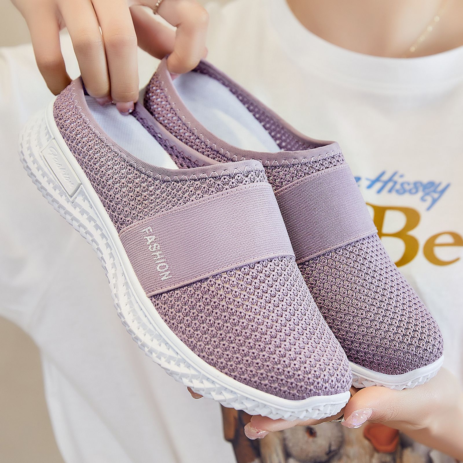 Zapatos de mujer, sandalias de verano nuevas, pantuflas cerradas sin cordones, zapatos casuales versátiles y a la moda, zapatos de venta al por mayor transfronterizos.