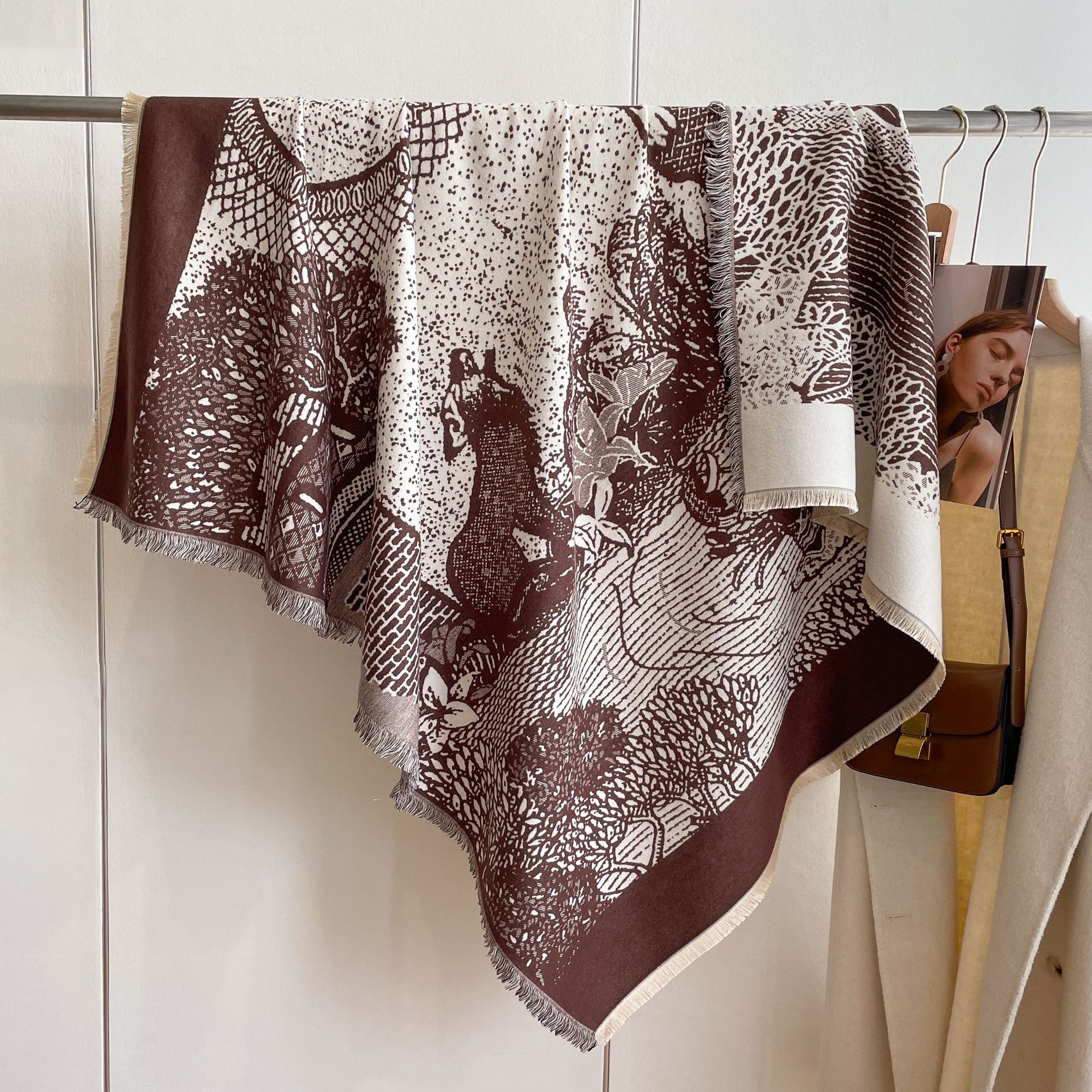 130*130 cachemir-como gran bufanda cuadrada de viaje chal exterior otoño e invierno nuevo todo-fósforo animal barba corta borla bufanda