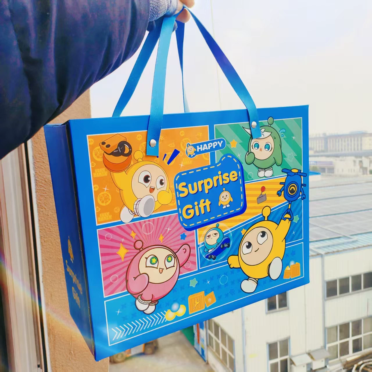 Children's cartoon gift bag, handheld party favor box, cute portable birthday souvenir